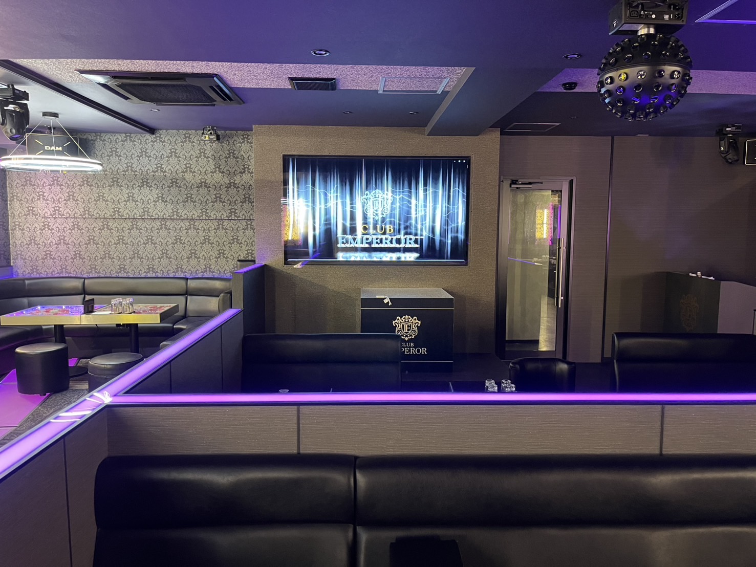 高松 ホスト CLUB EMPEROR店内3