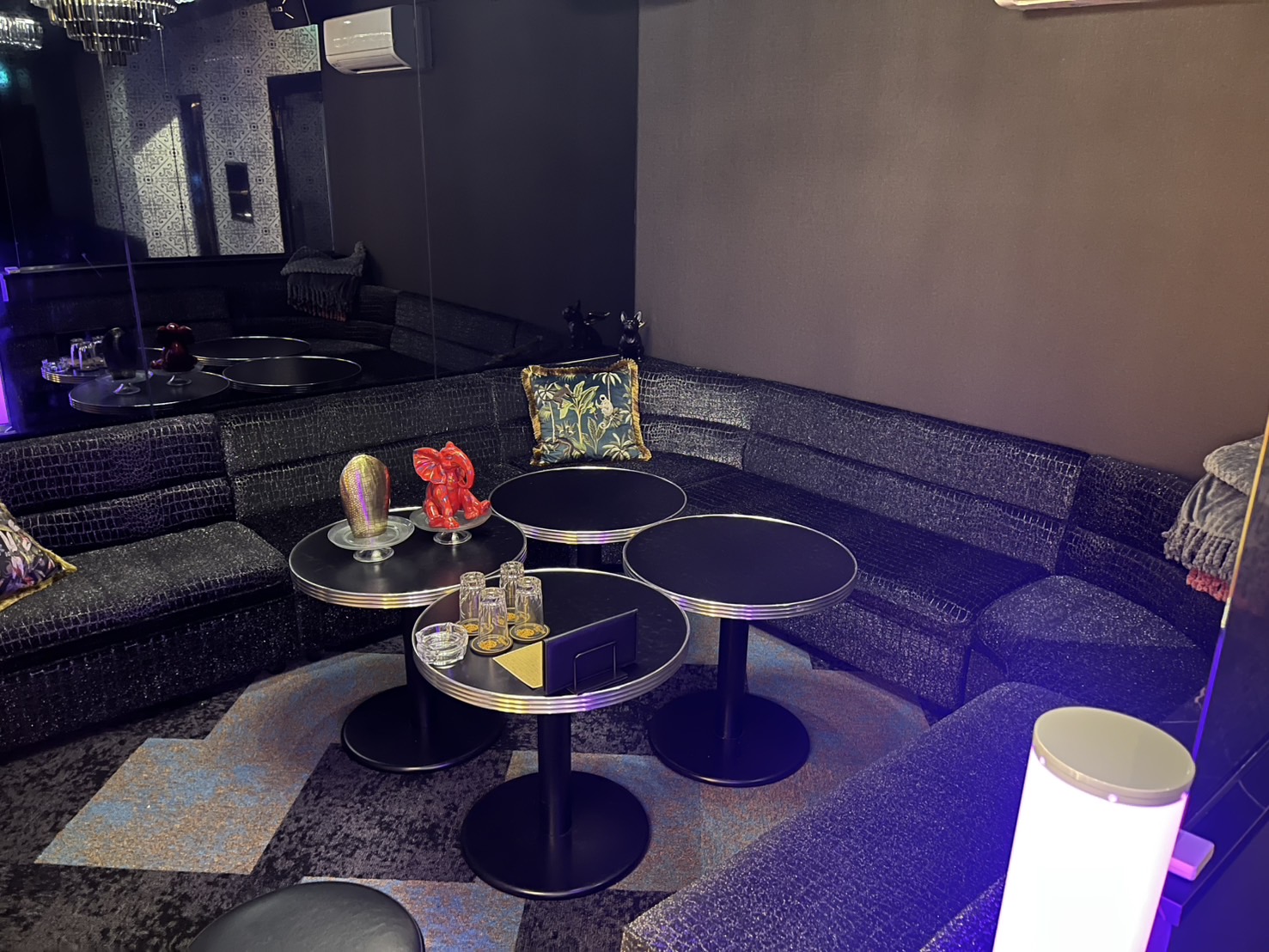 高松 ホスト CLUB EMPEROR店内4