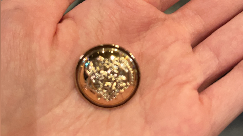 消えたはずのパーツ。店にあった😹