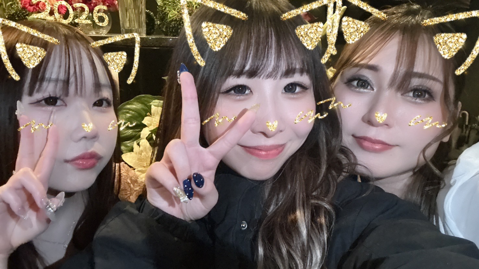 " やっとやーっと🥹🩵ゆめと一緒にお酒が飲めます🥂みんな乾杯しよ〜っ "