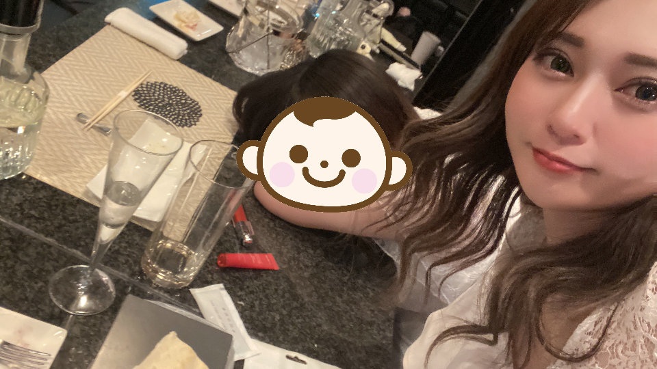 " ﾚﾃﾞｨの寝顔は㊙️自分が酔うのは嫌だけど酔って甘える子は好きです🥰 "