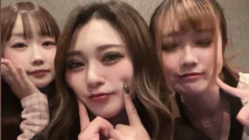 " 📷ﾌｨﾙﾀｰが濃ければ濃いほど私の顔は馴染む‪🧏🏻‍♀️※現実とは異なりますが🤫 "