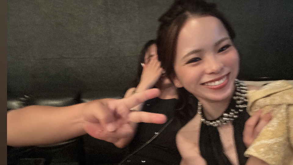 いつの話ーって感じやけど周年ありがとうございました！！大感謝🙇‍♀️🙇‍♀️🧡