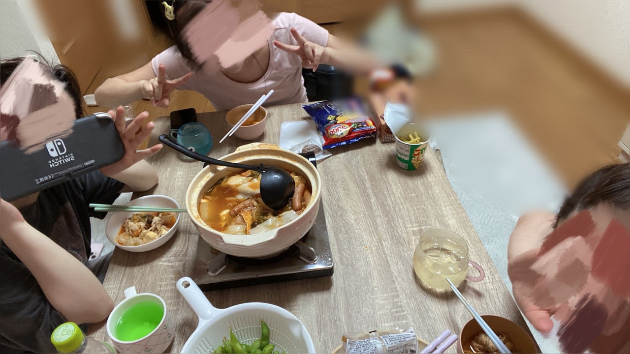 " ようやく𝐩𝐚𝐫𝐭𝐲開催🥳モザイクばっかりで申し訳ない写真の𝐮𝐩です📷 "