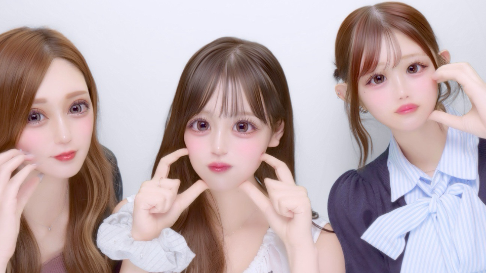 この機種めっちゃ顔小さくなってすごい🫪✨現実でもこれくらいの目の大きさだったらいいのにな🥹🩵