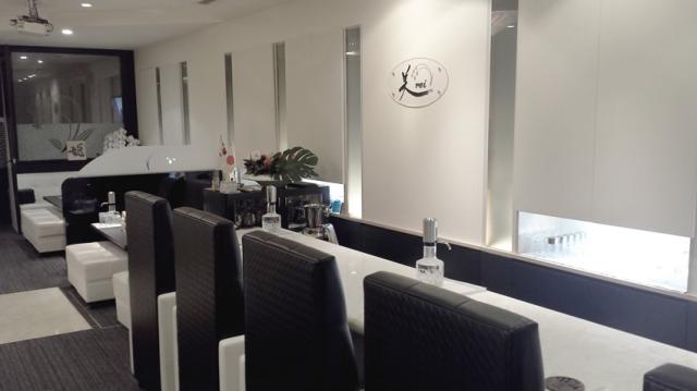  ラウンジ Lounge 美rei店内3