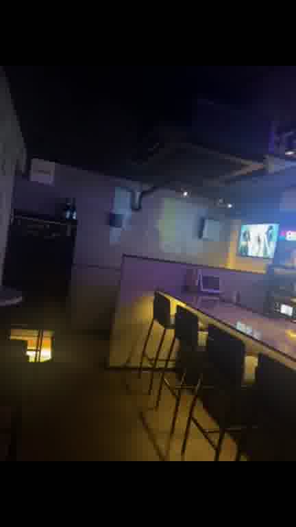 バー15ムービー